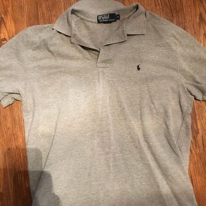 Lot 8 men’s polo shirts